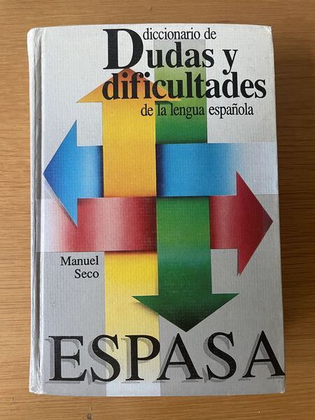 Diccionario de dudas y dificultades de la lengua española