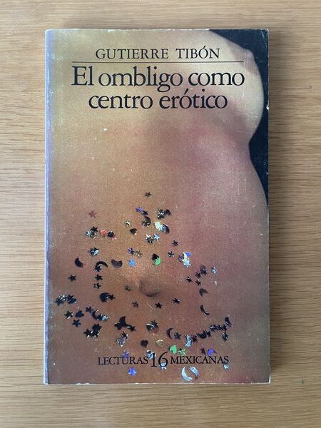 El ombligo como centro erótico